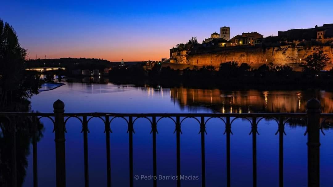 A Los Ojos Del Rio Duero Lägenhet Zamora Exteriör bild