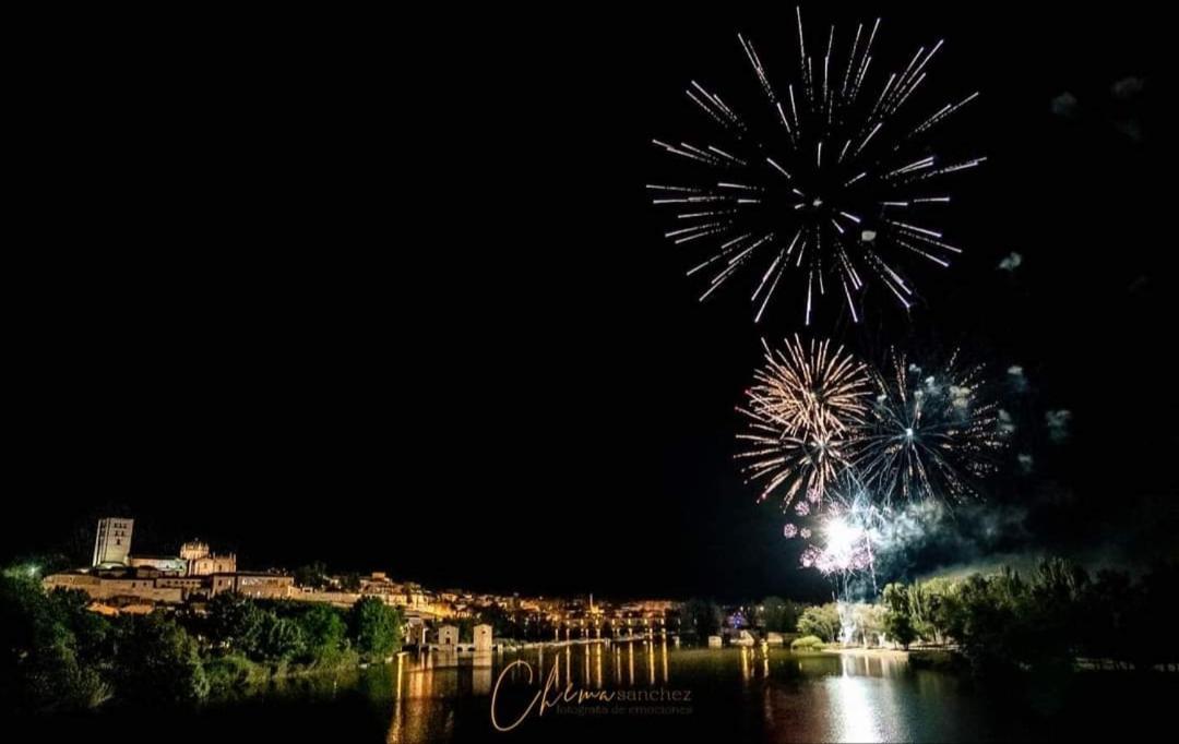 A Los Ojos Del Rio Duero Lägenhet Zamora Exteriör bild