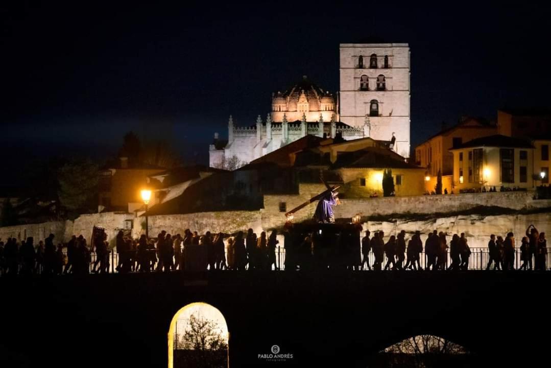 A Los Ojos Del Rio Duero Lägenhet Zamora Exteriör bild